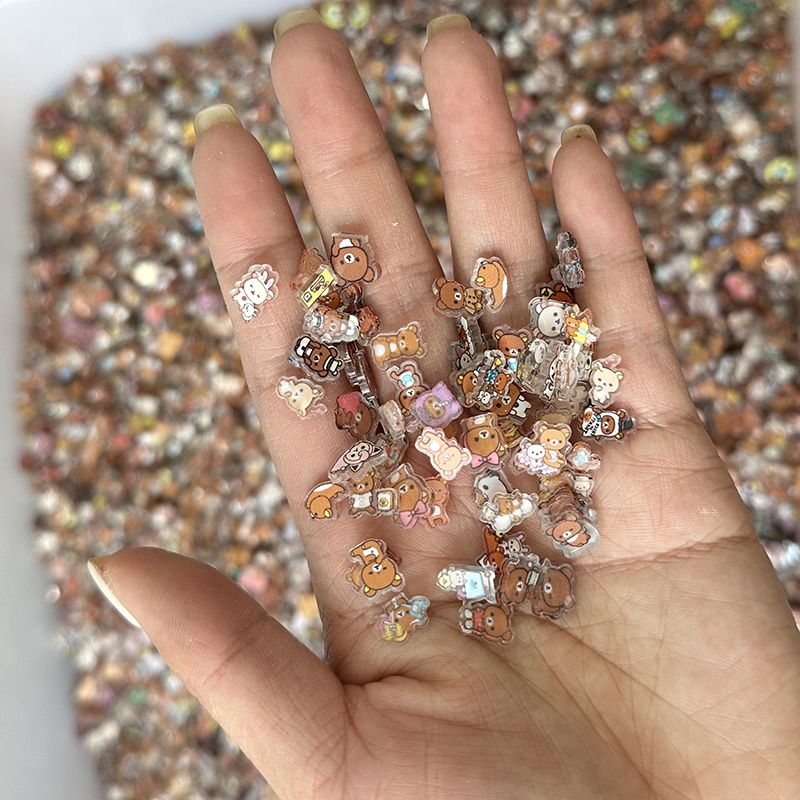 Resin Craft Ideas - リラックマのアクリル製コンフェッティ（1cm）、50個入り/100個入り。DIY用、シェイカーチャーム、装飾品。スマートフォンケースやレジン用の流砂装飾にも。